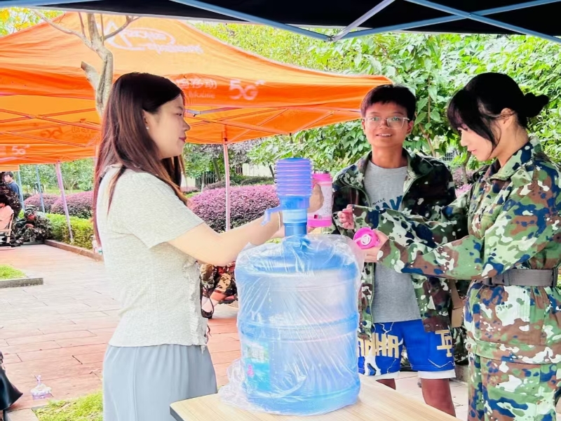 1758504909444003906.jpg 照片二.jpg